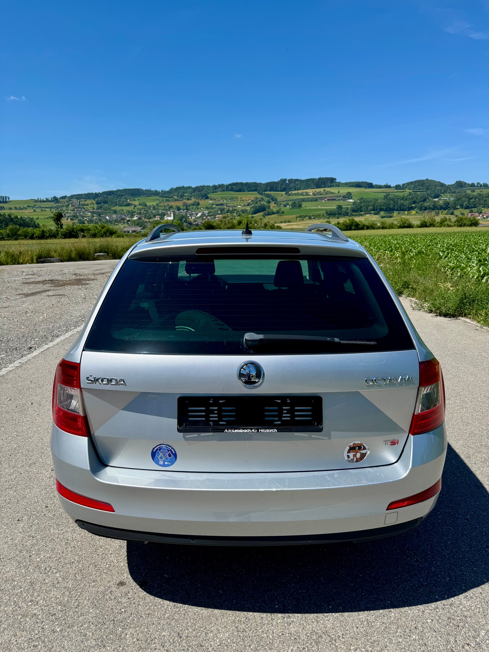 SKODA Octavia Combi 1.8 TSI Ambition DSG-image-6