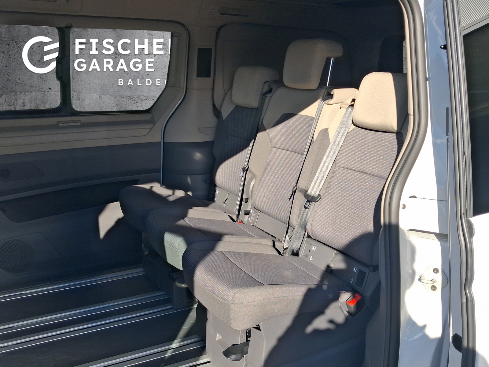 VW California 2.0 TSI Beach Tour-image-7