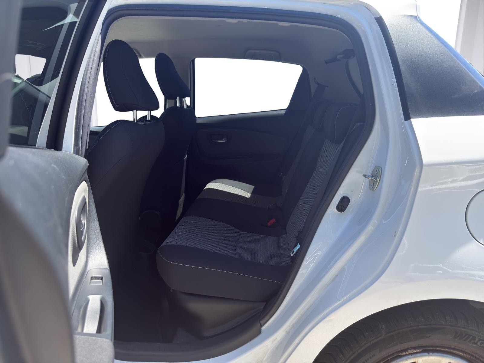 TOYOTA Yaris 1.5 VVT-i Hybrid Luna e-CVT-image-7