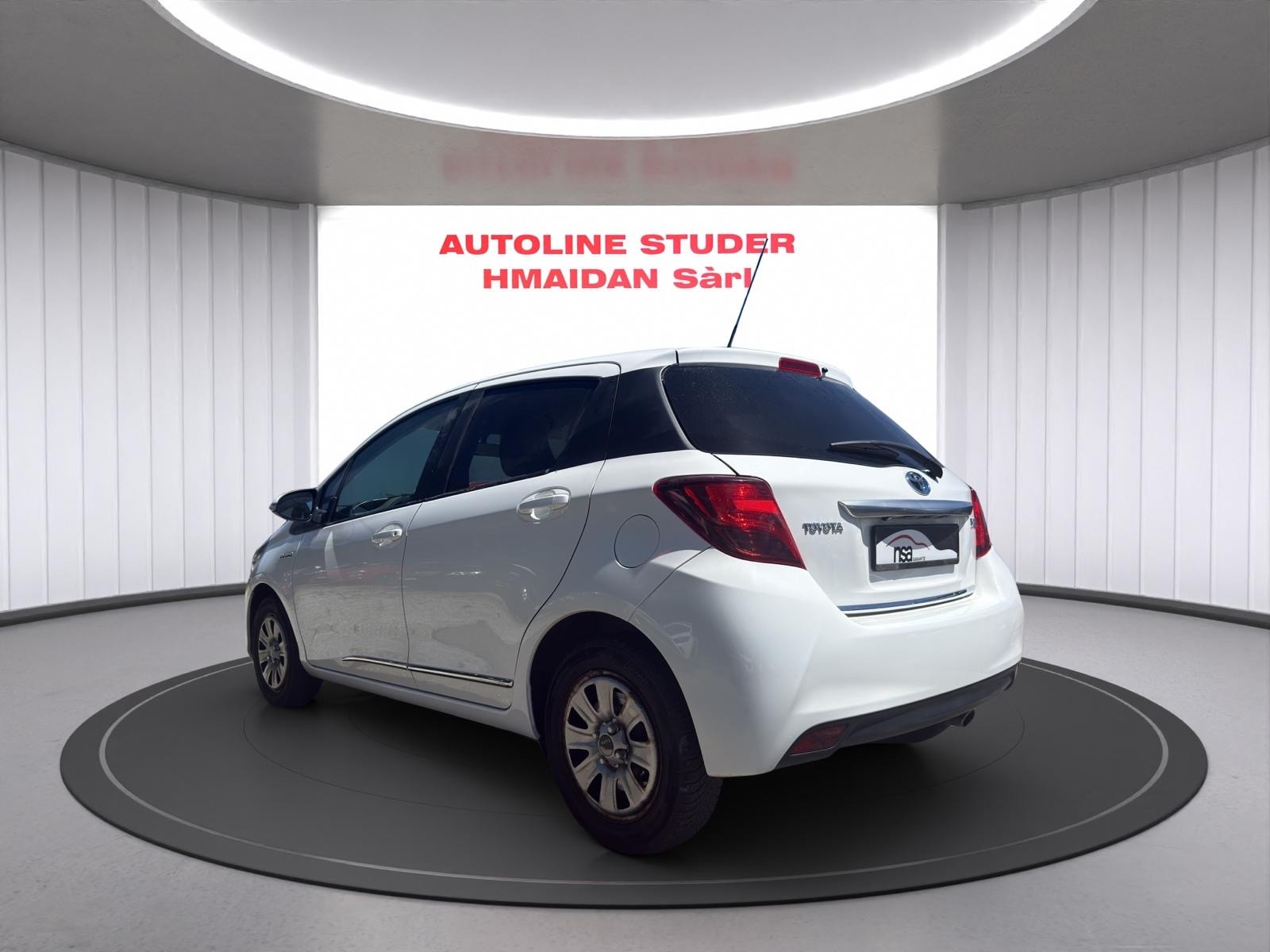 TOYOTA Yaris 1.5 VVT-i Hybrid Luna e-CVT-image-3