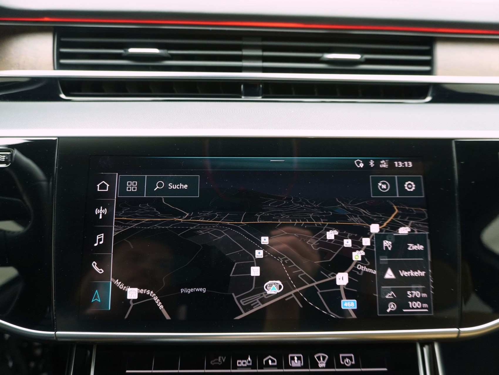 AUDI A8 60 TFSI e quattro tiptronic LWB-image-27