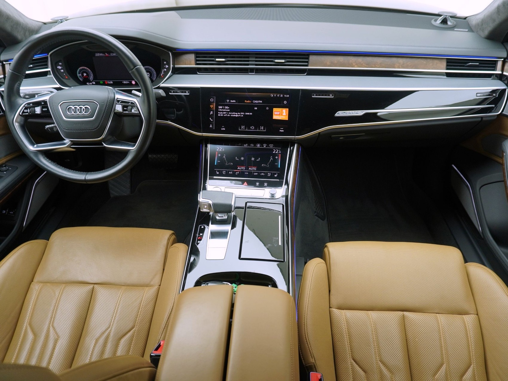 AUDI A8 60 TFSI e quattro tiptronic LWB-image-13
