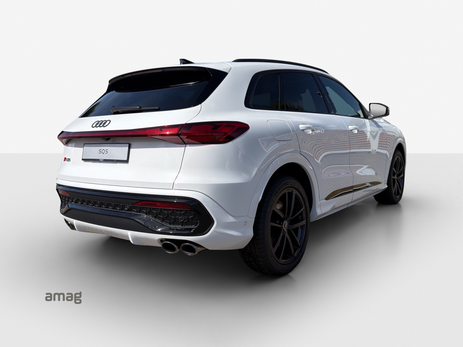 AUDI SQ5 TFSI quattro S-tronic-image-4