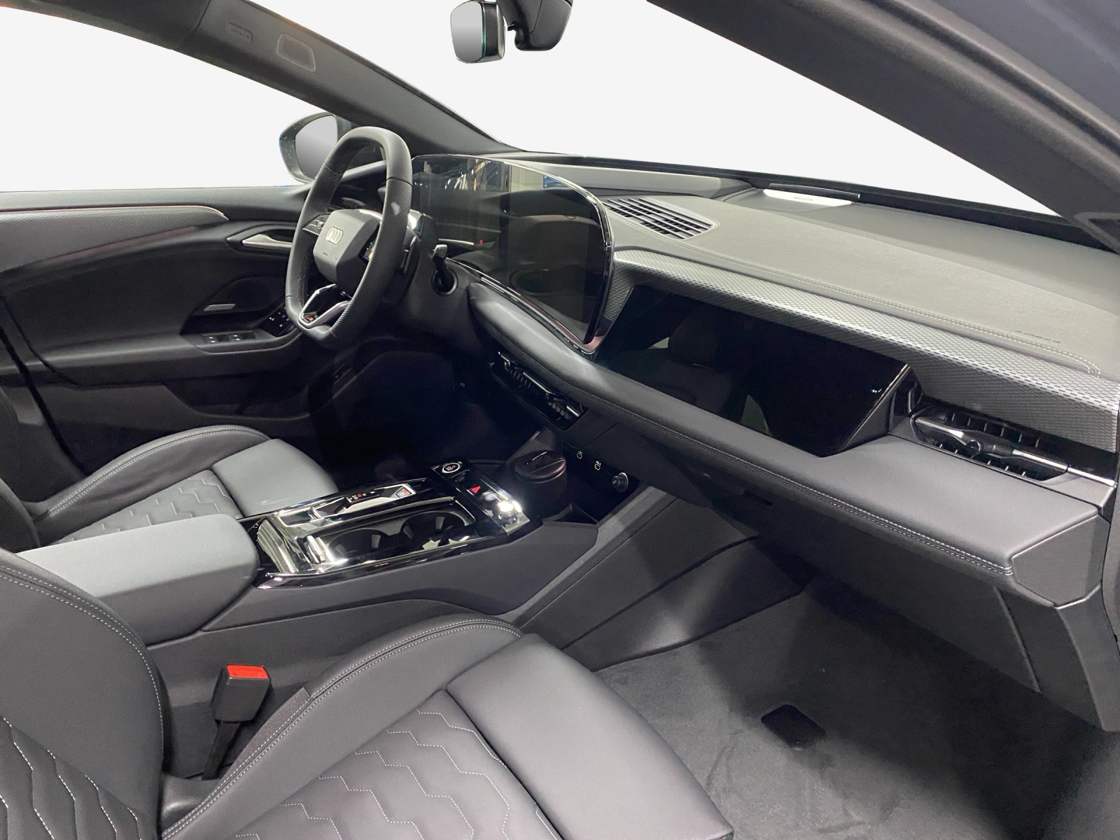 AUDI A6 Avant e-tron quattro-image-13