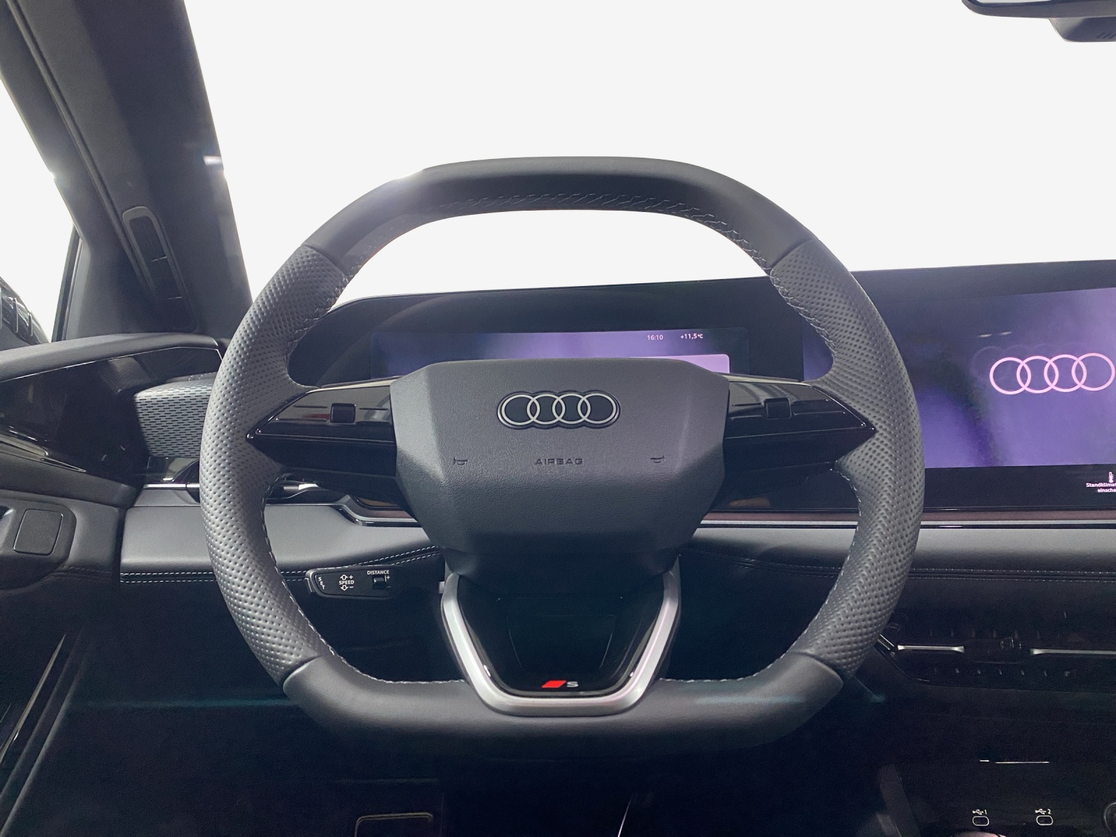 AUDI A6 Avant e-tron quattro-image-9