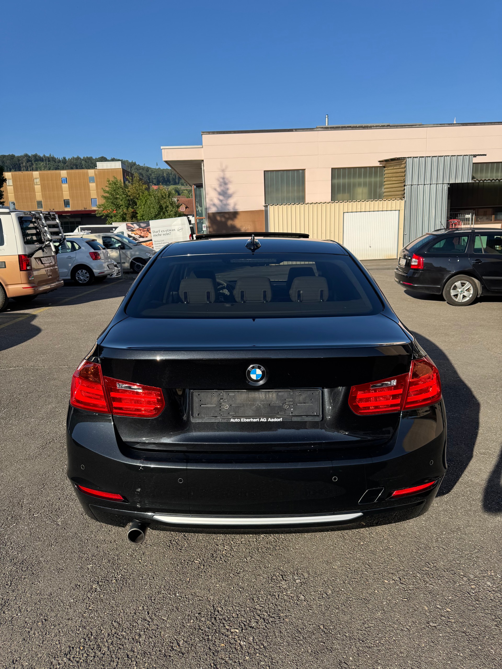 BMW 320d Steptronic-image-5