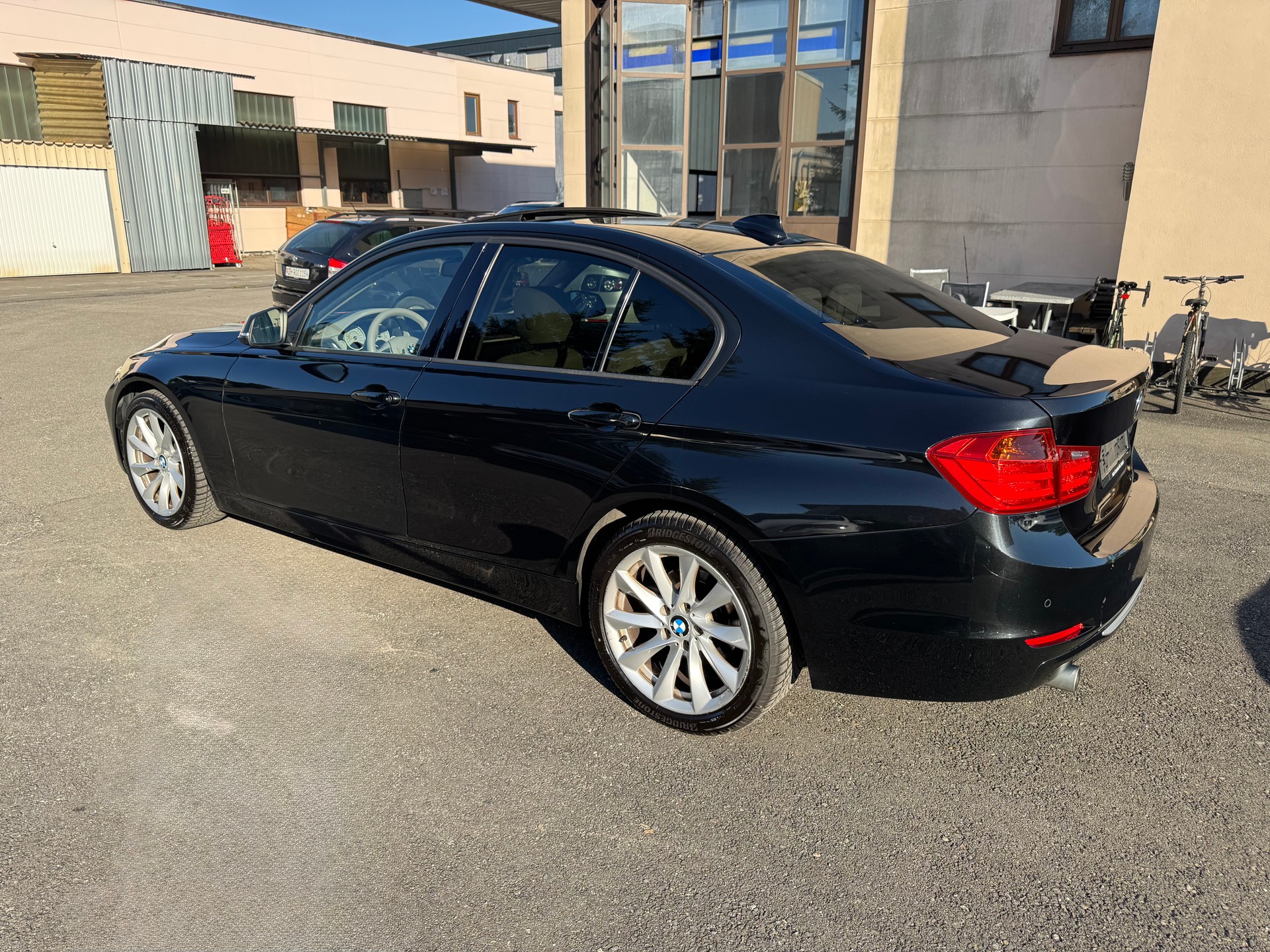 BMW 320d Steptronic-image-3