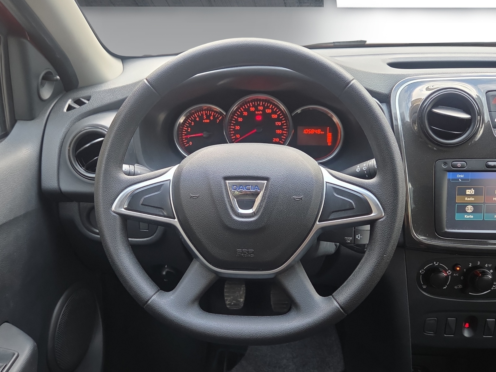 DACIA Sandero 1.0 Essential-image-11