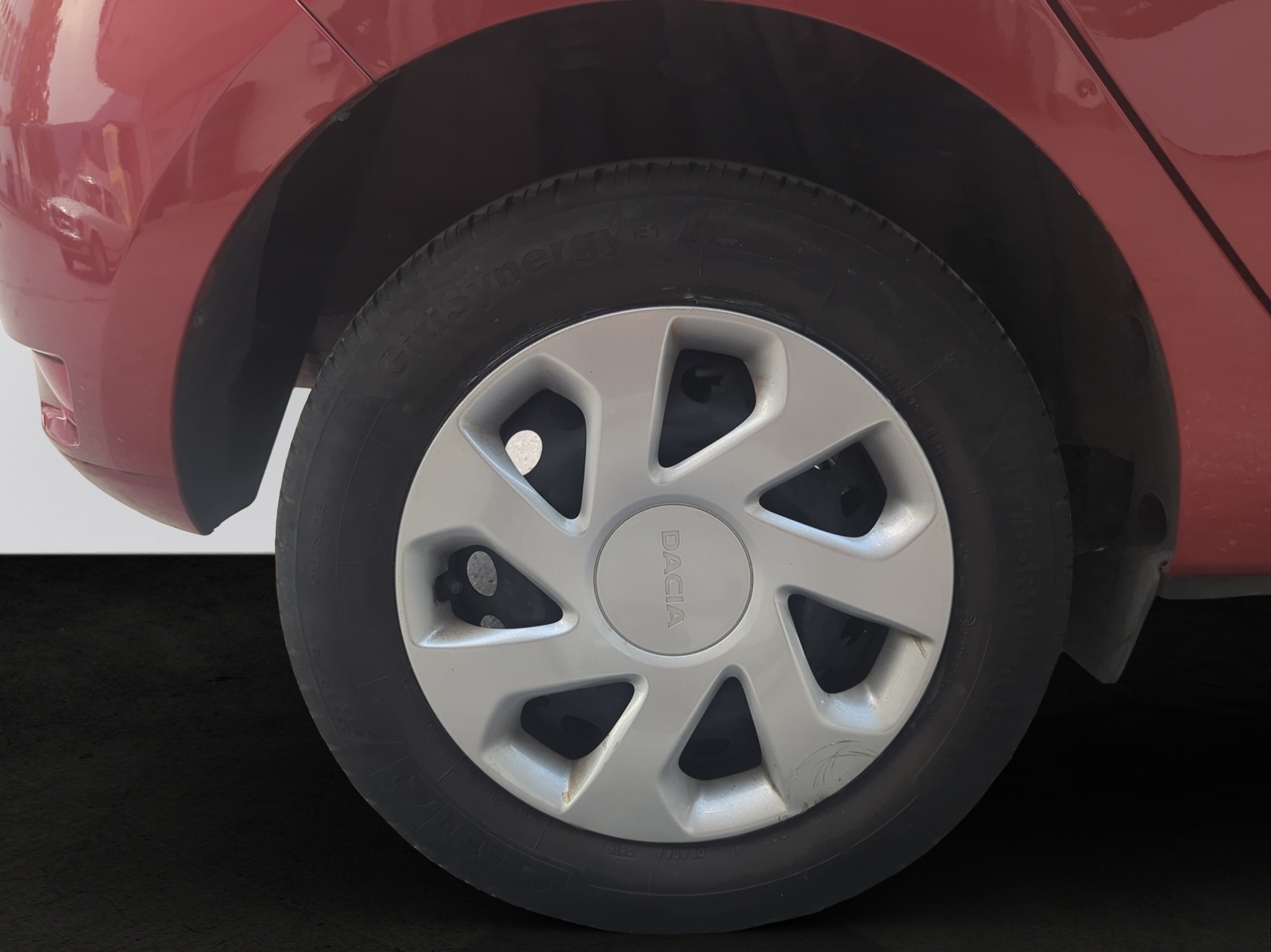 DACIA Sandero 1.0 Essential-image-8