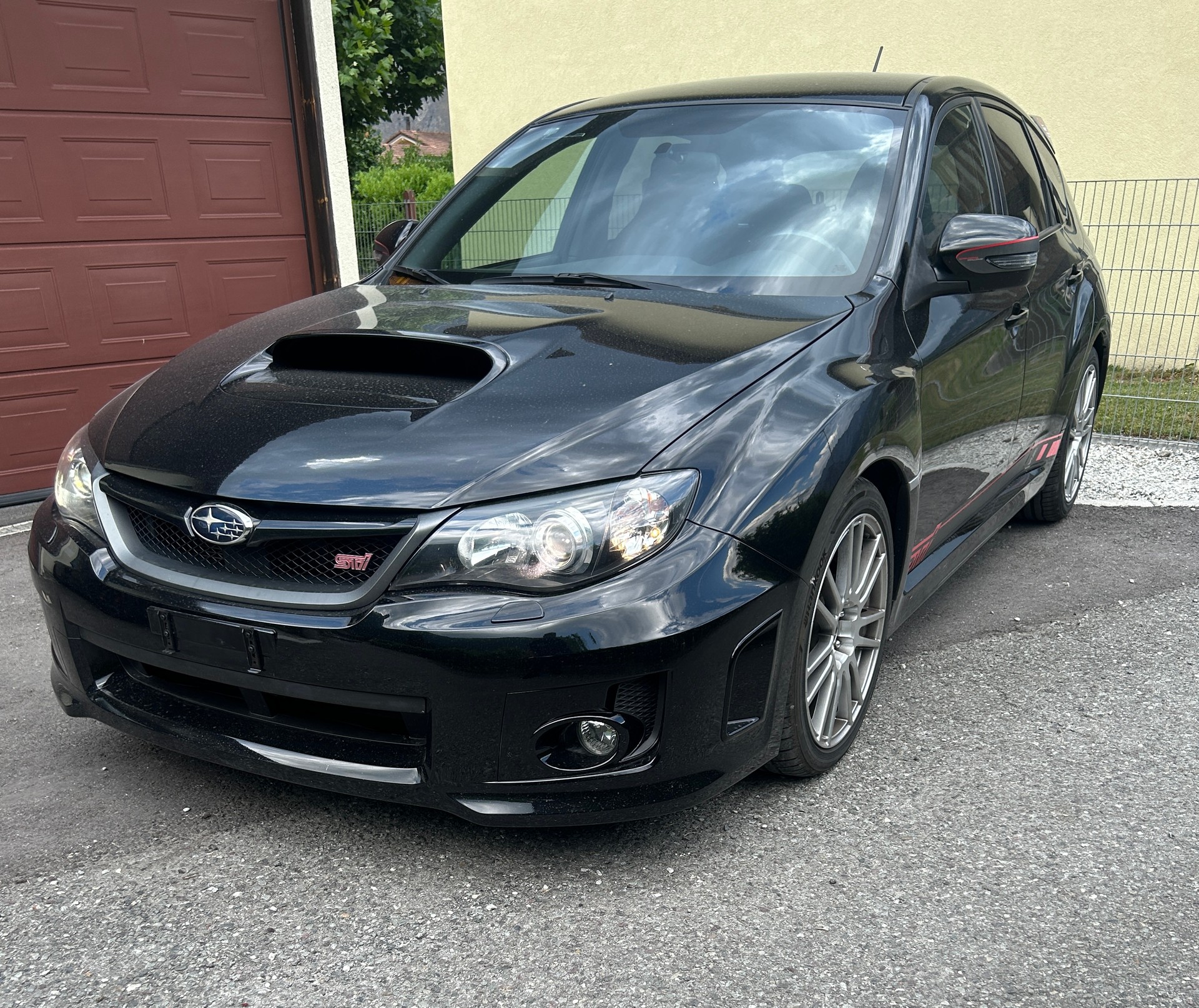 SUBARU 2.5 T Sport-image-0