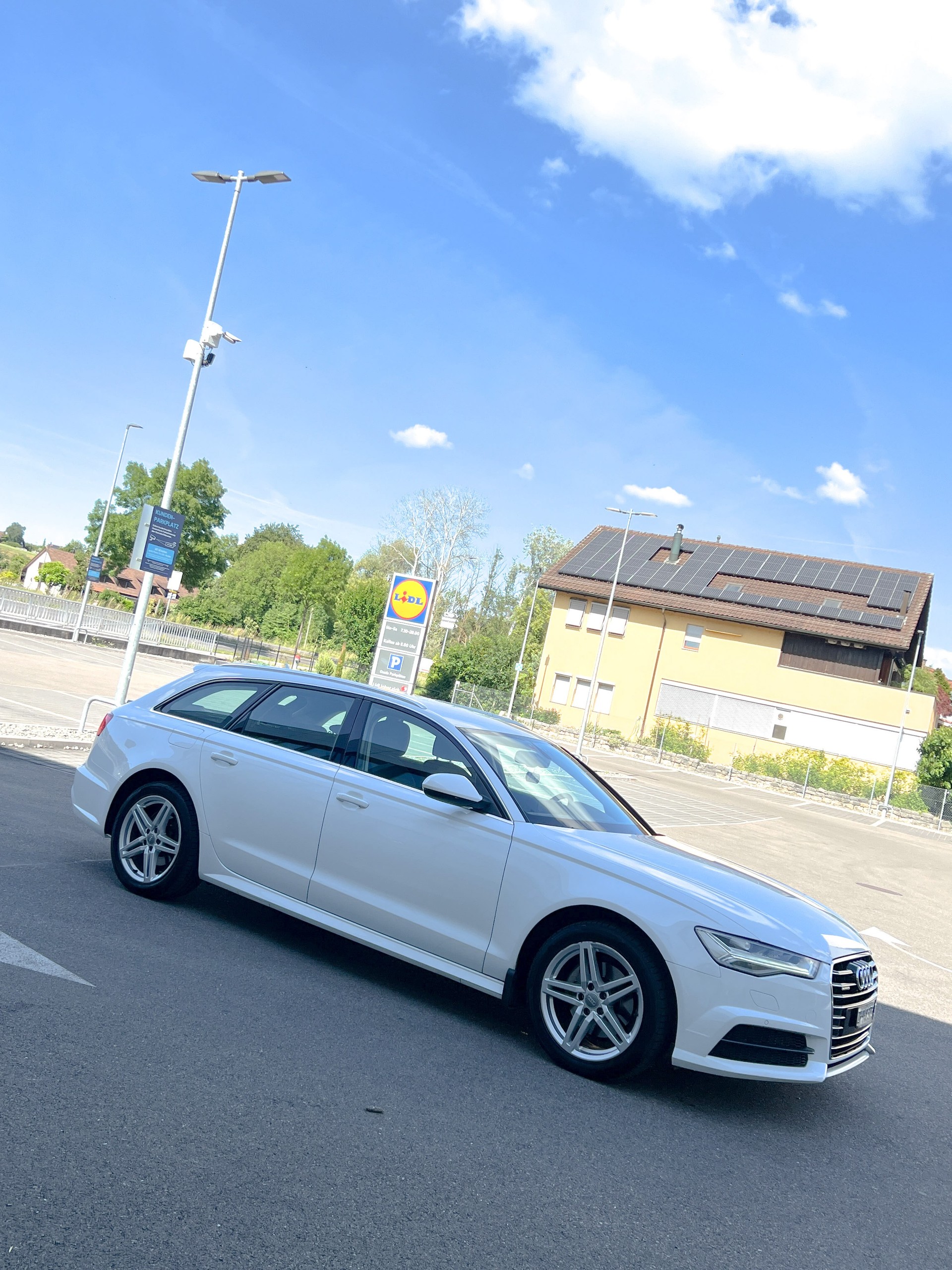 AUDI AVANT 2.0 TDI QUATTRO-image-3