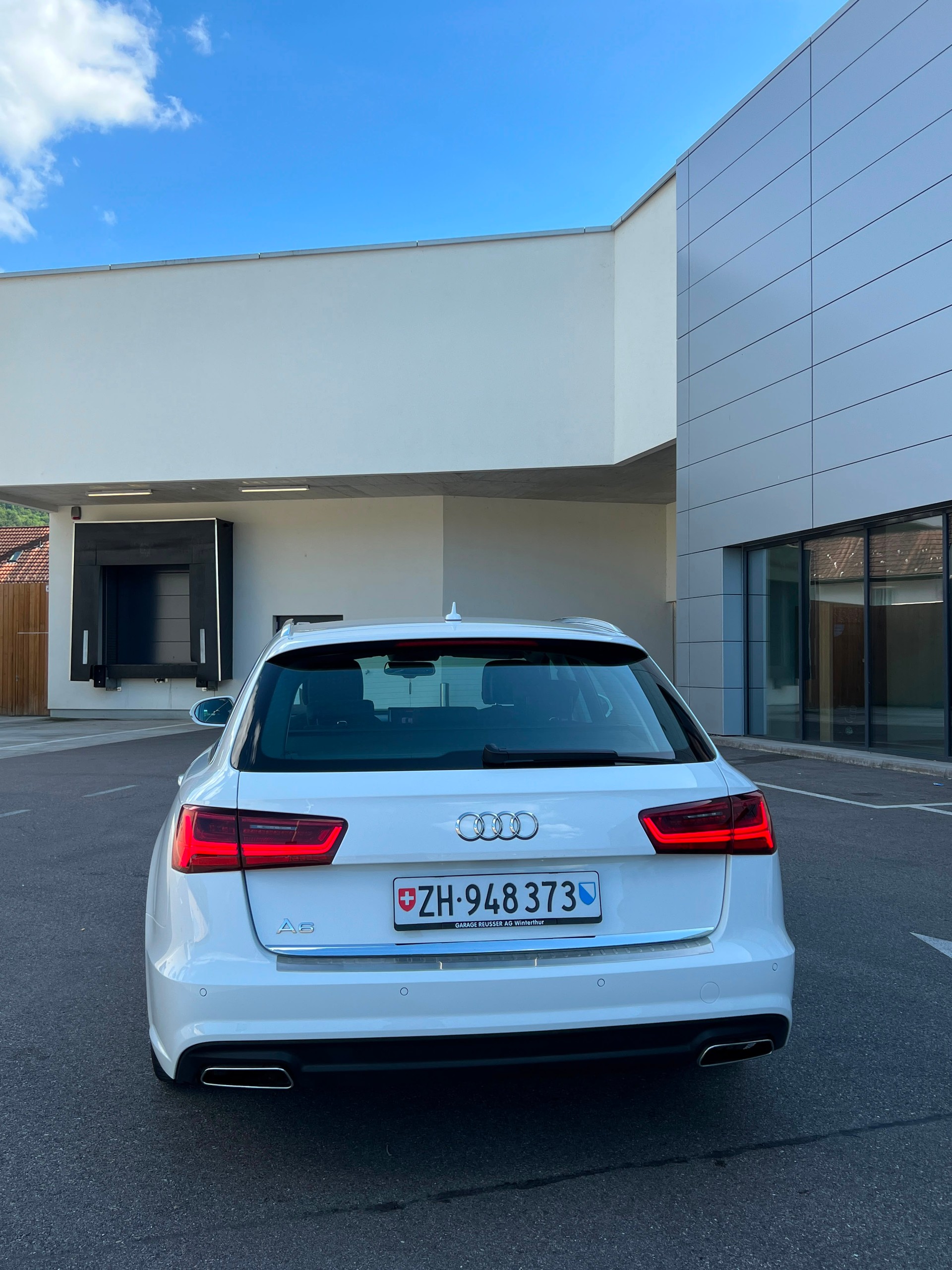 AUDI AVANT 2.0 TDI QUATTRO-image-1