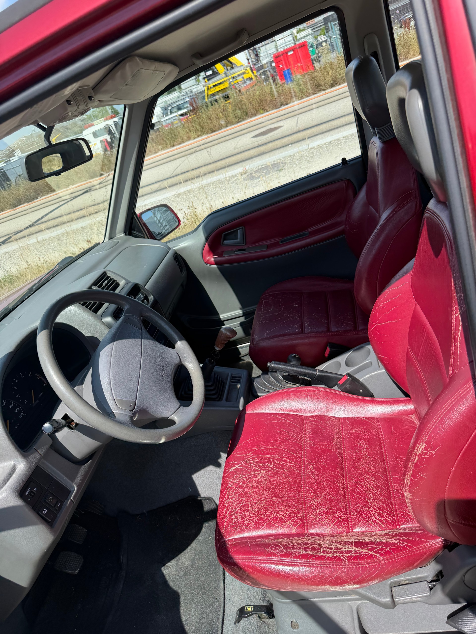 SUZUKI Vitara 2.0 Wagon-image-15