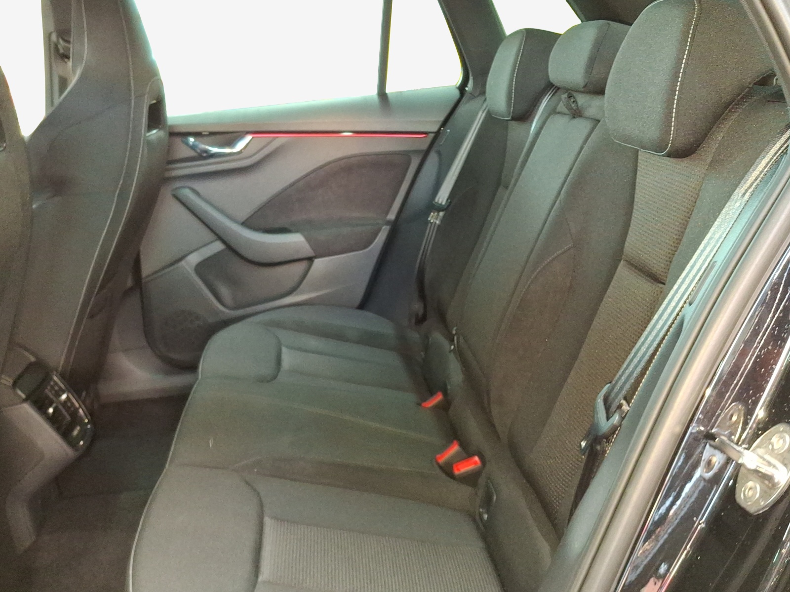 SKODA Kamiq 1.0 TSI Dynamic DSG-image-11
