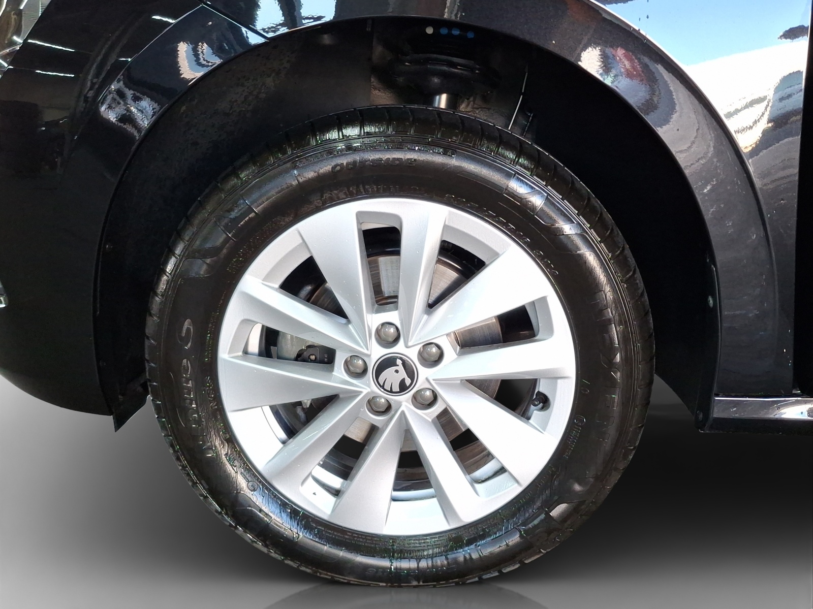 SKODA Kamiq 1.0 TSI Dynamic DSG-image-14