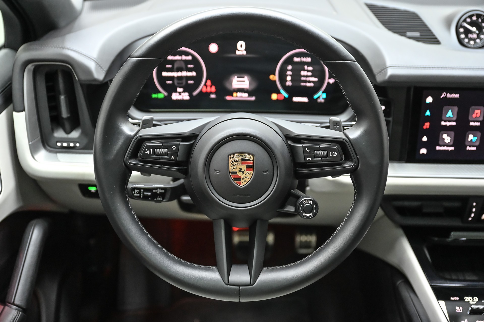PORSCHE Cayenne S Coupé-image-23