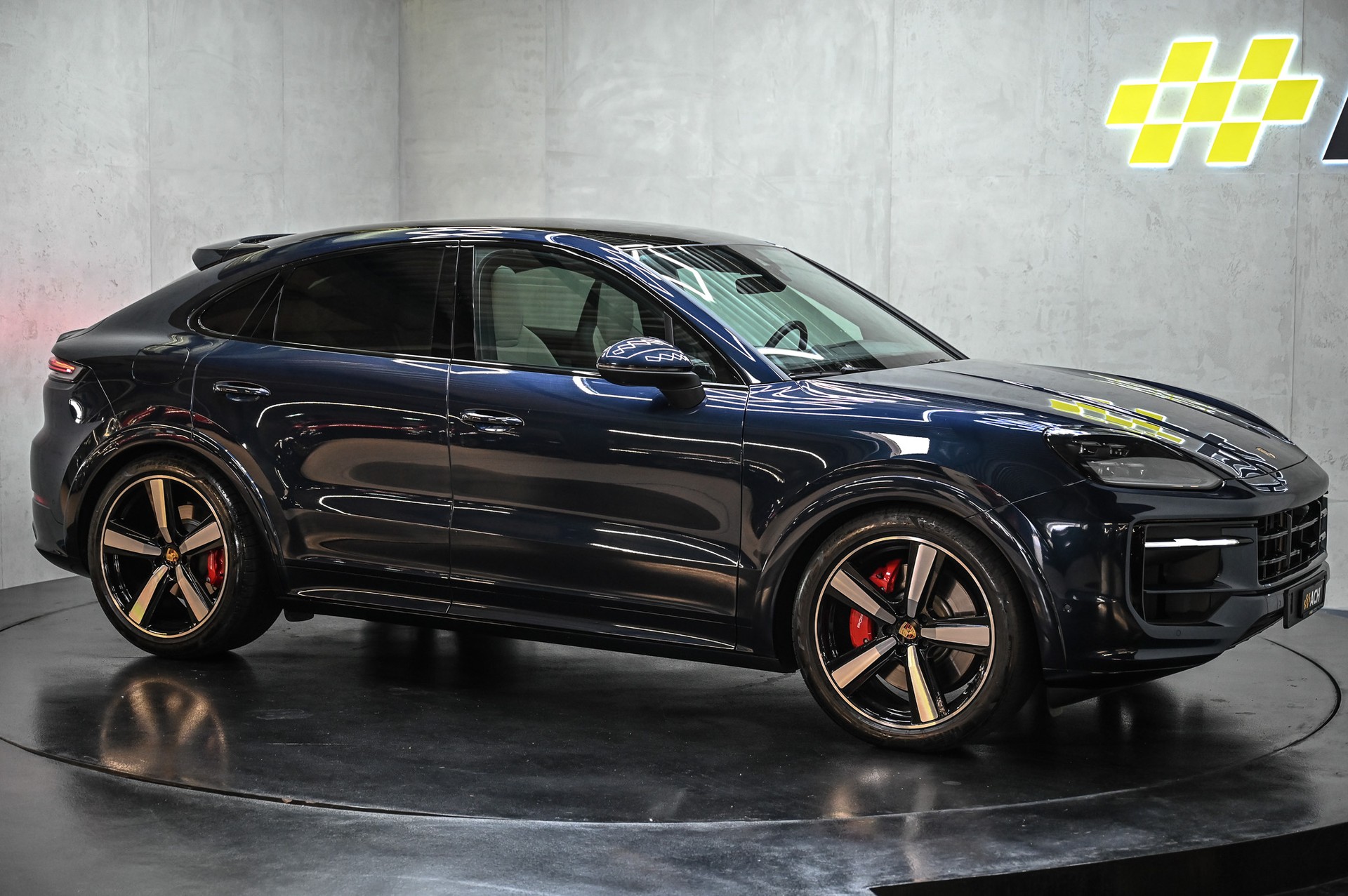 PORSCHE Cayenne S Coupé-image-11