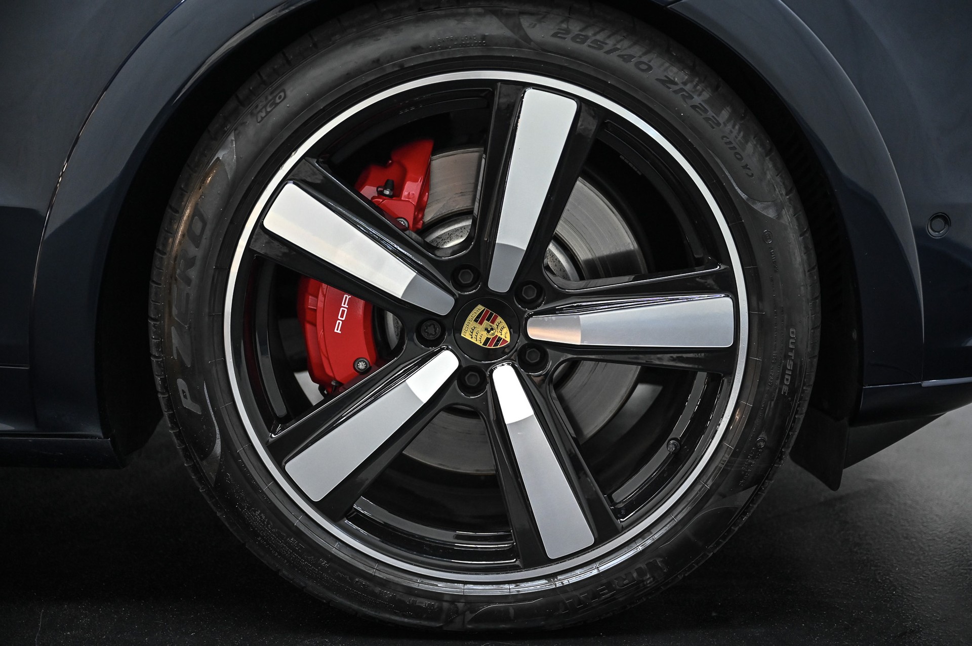 PORSCHE Cayenne S Coupé-image-14