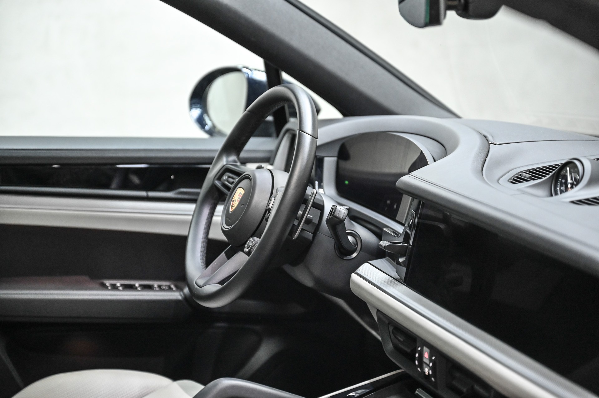 PORSCHE Cayenne S Coupé-image-25