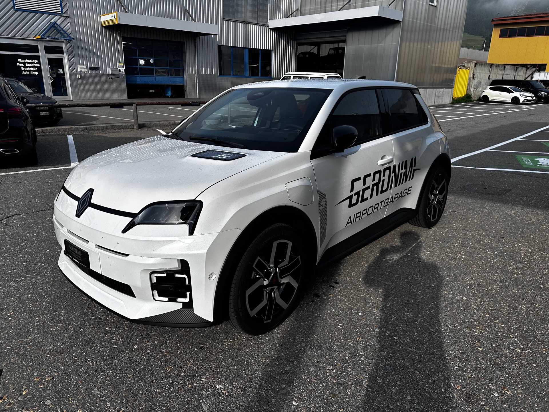 RENAULT R5 E-Tech Comfort Range techno-image-4