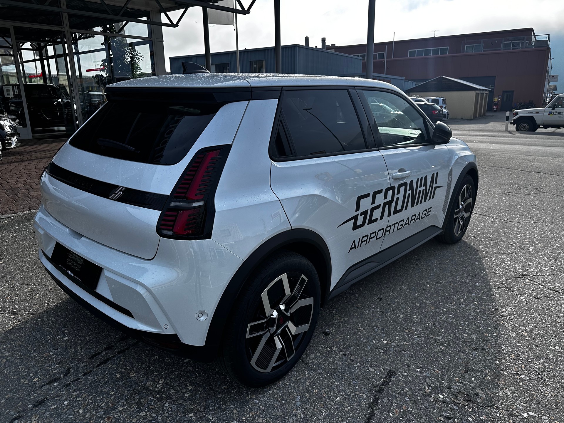 RENAULT R5 E-Tech Comfort Range techno-image-8