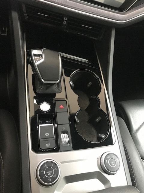 VW Touareg 3.0 TDI R Line Tiptronic-image-8