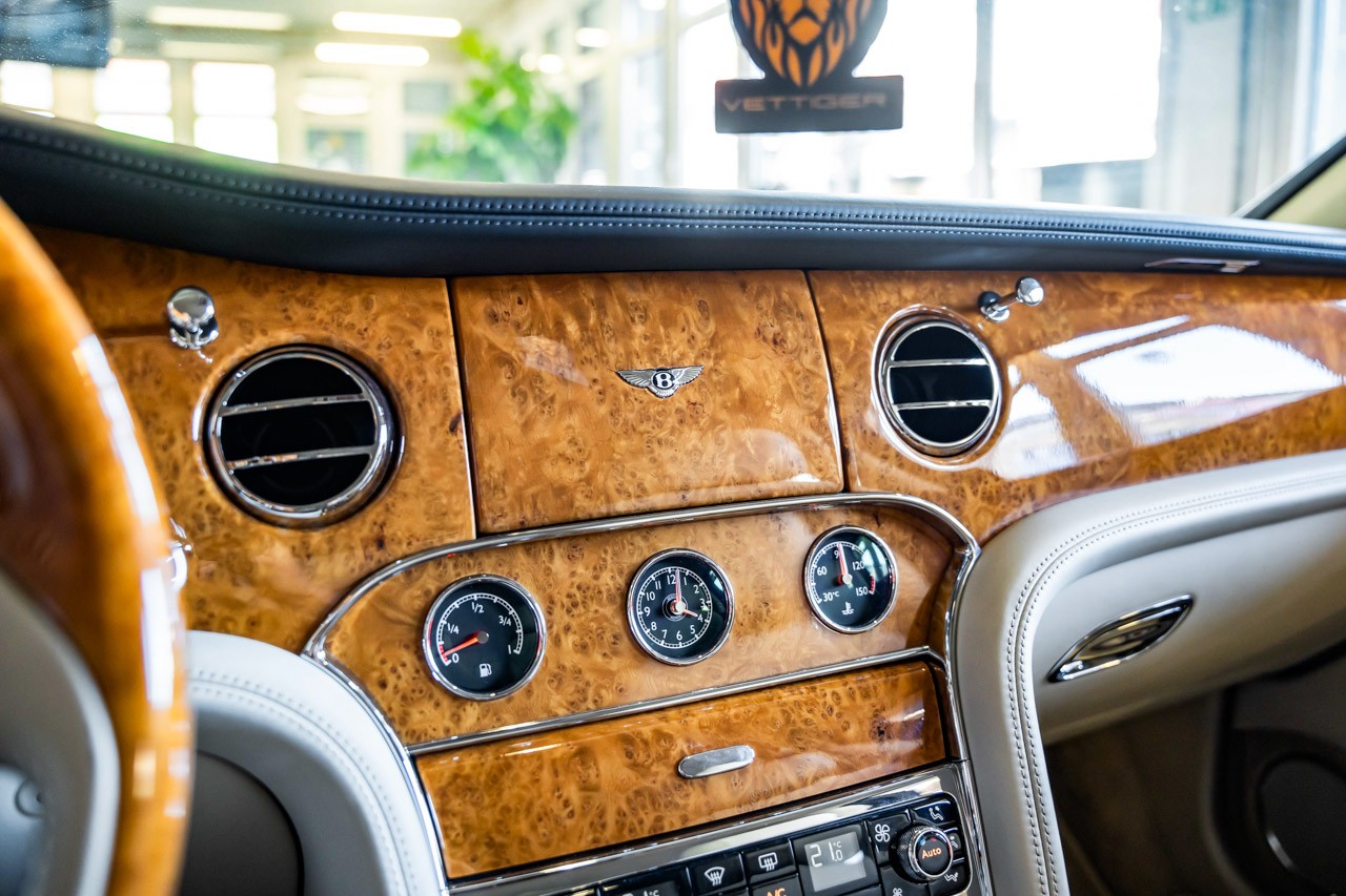 BENTLEY Mulsanne-image-18