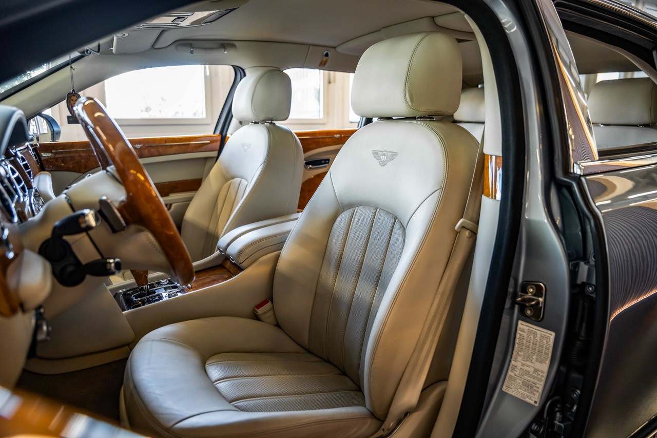 BENTLEY Mulsanne-image-12
