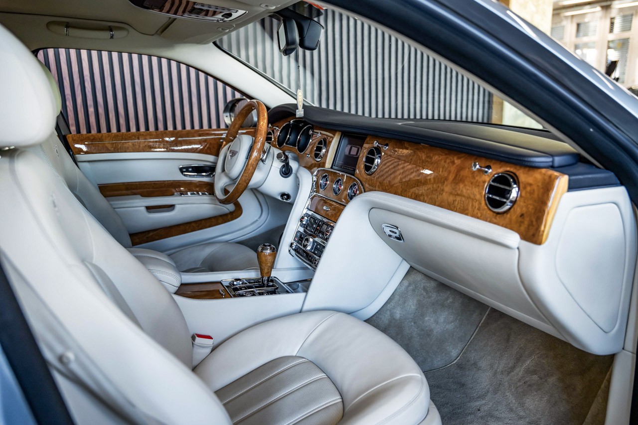 BENTLEY Mulsanne-image-13