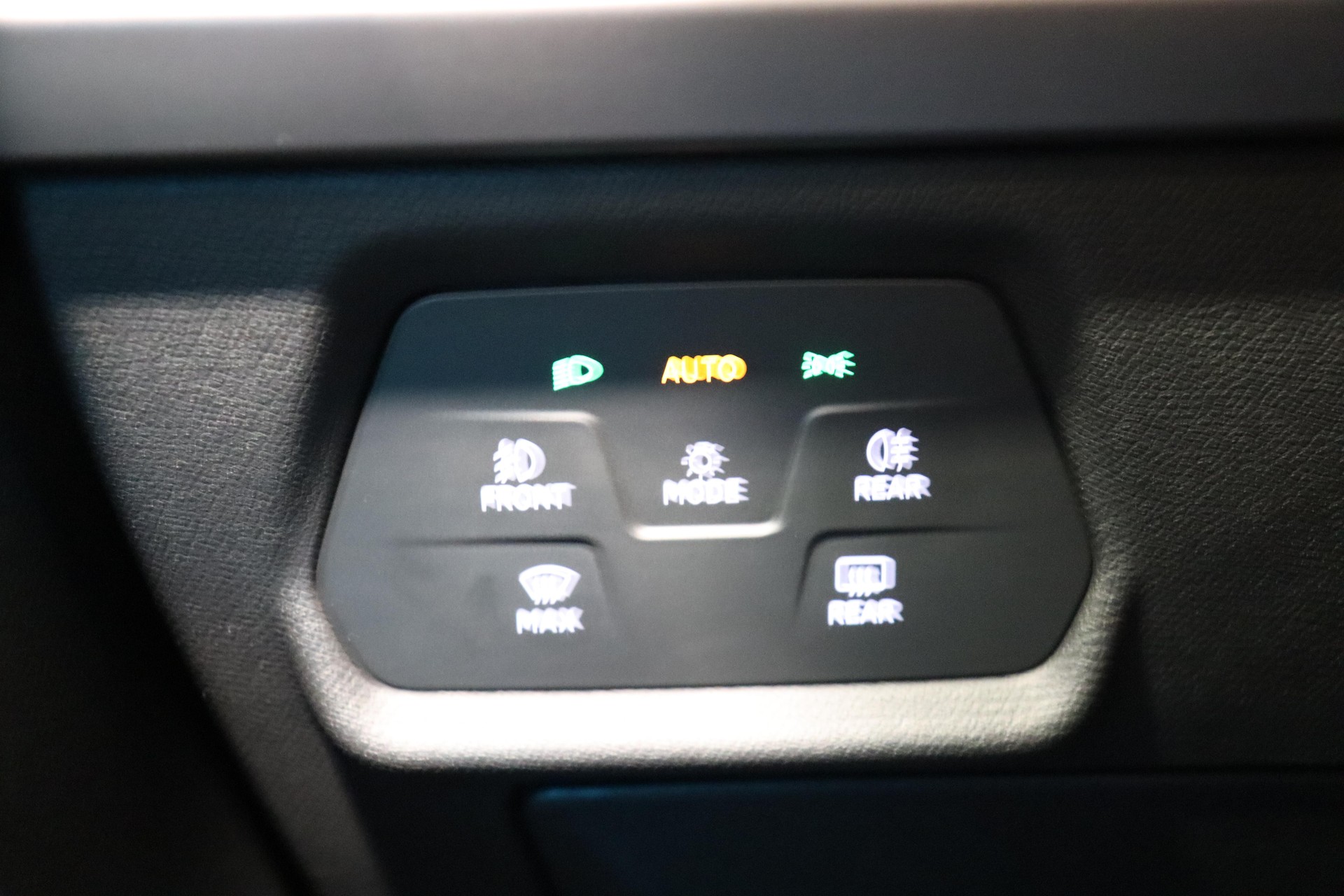 CUPRA Leon ST 2.0 TDI DSG-image-18