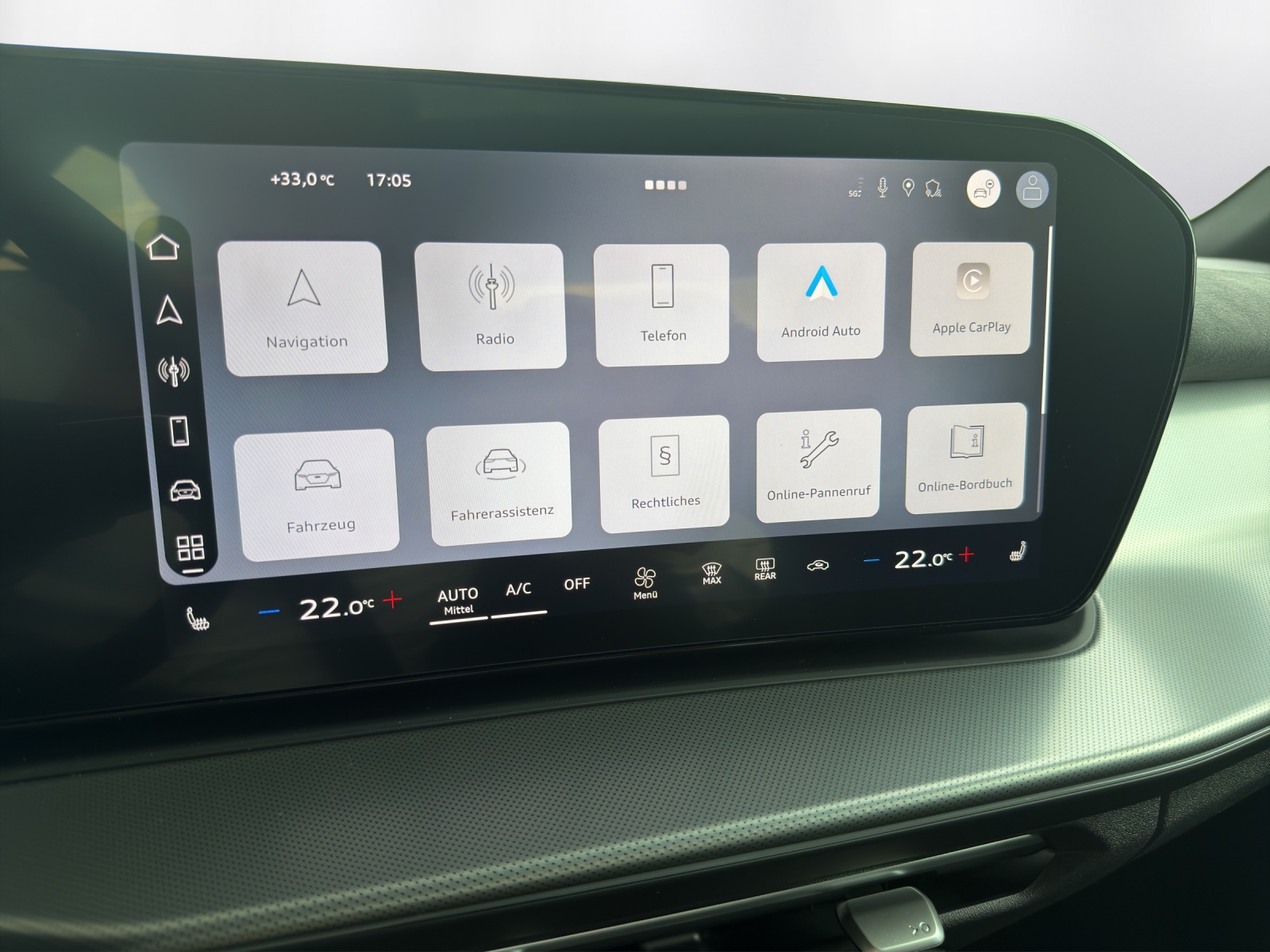 AUDI Q3 SUV TFSI quattro 195 kW S tronic-image-11