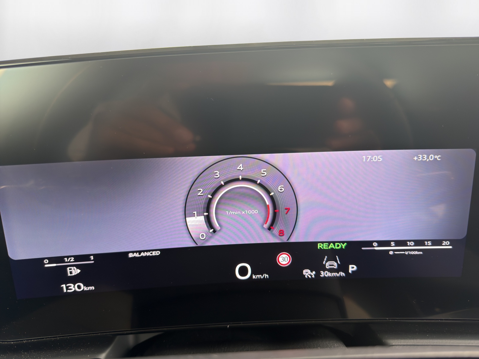 AUDI Q3 SUV TFSI quattro 195 kW S tronic-image-12