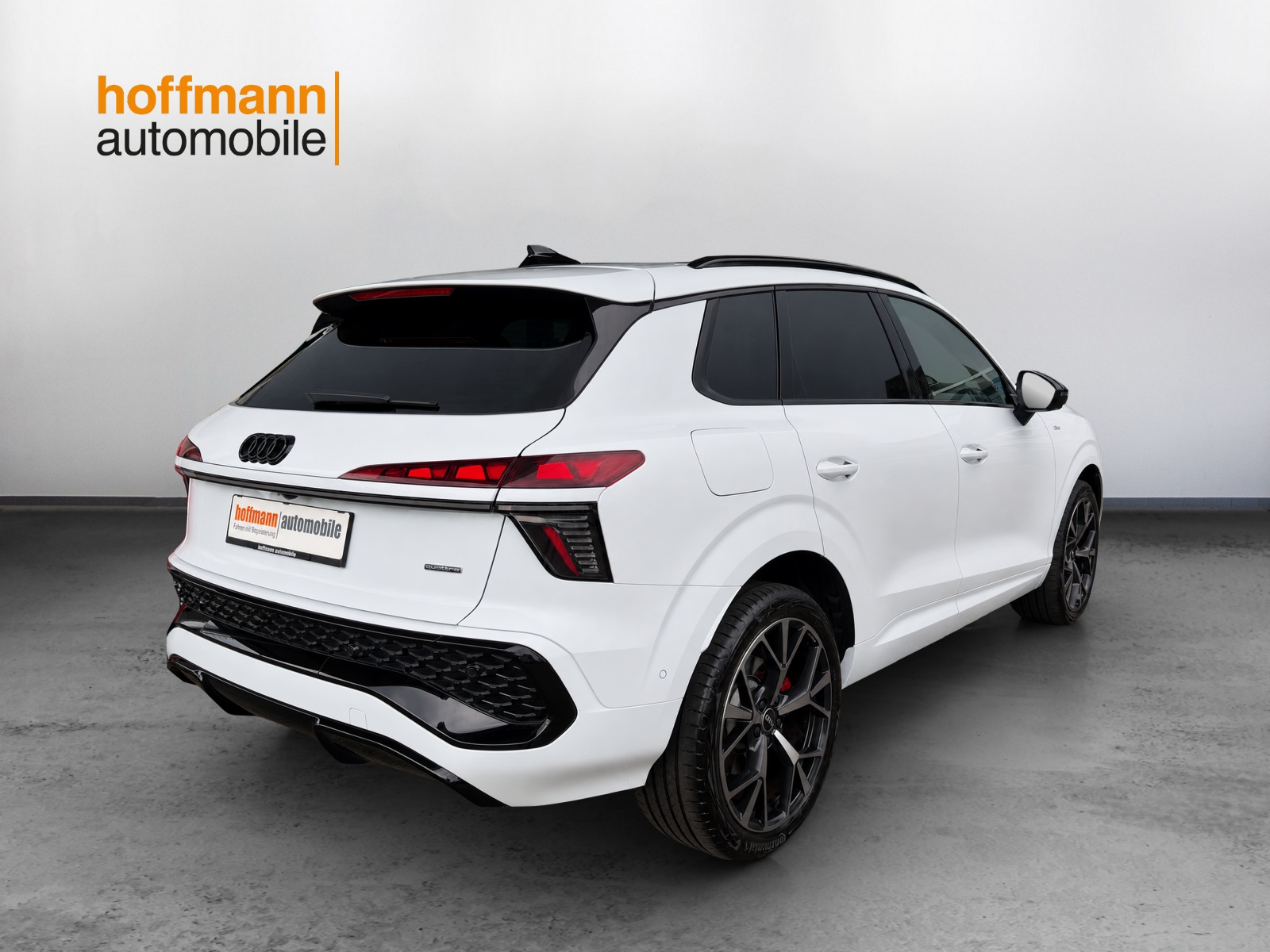 AUDI Q3 SUV TFSI quattro 195 kW S tronic-showroom-element-3