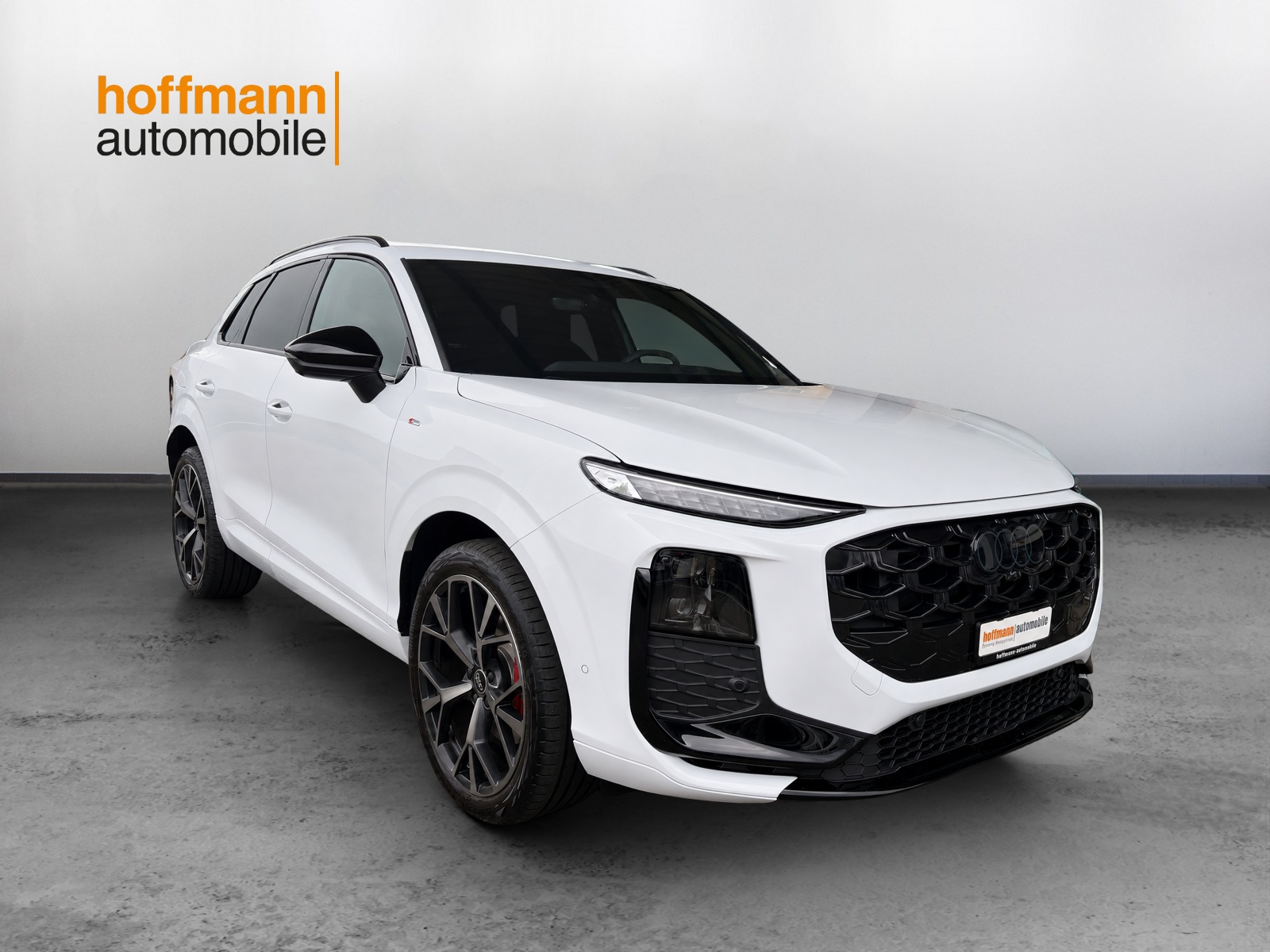 AUDI Q3 SUV TFSI quattro 195 kW S tronic-showroom-element-2