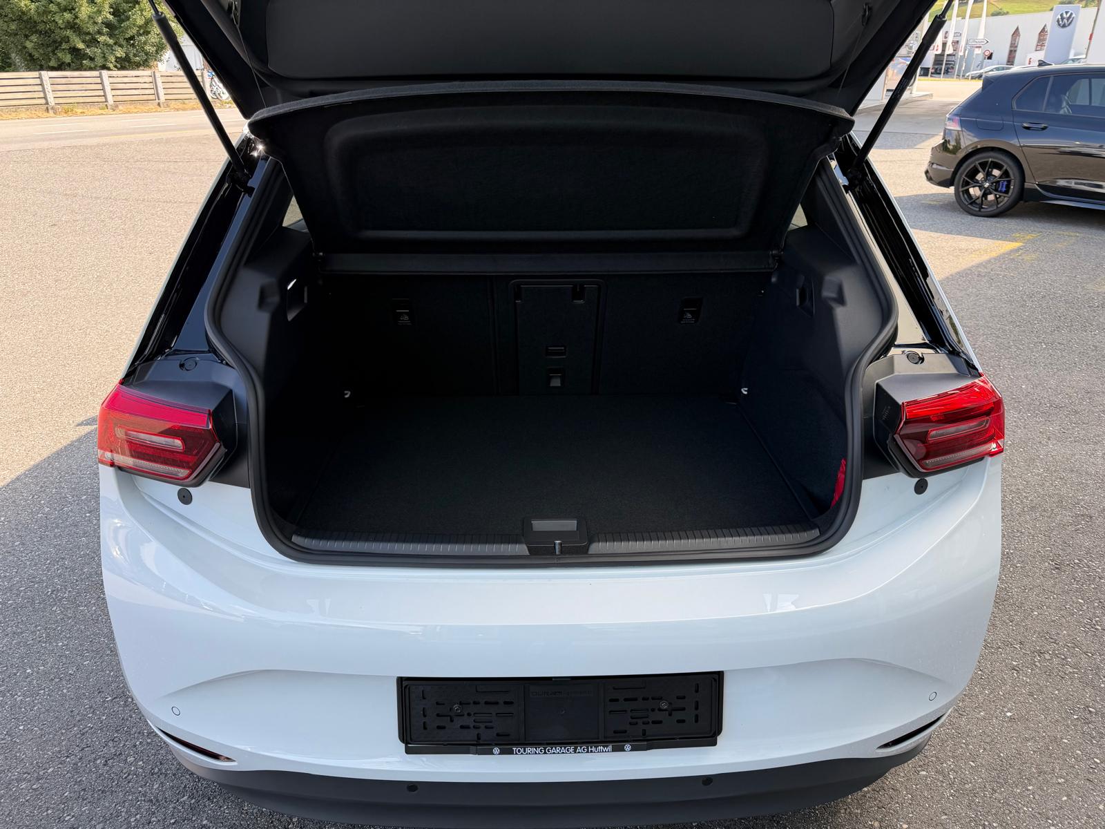 VW ID.3 Pro 59 kWh Pro United-image-25