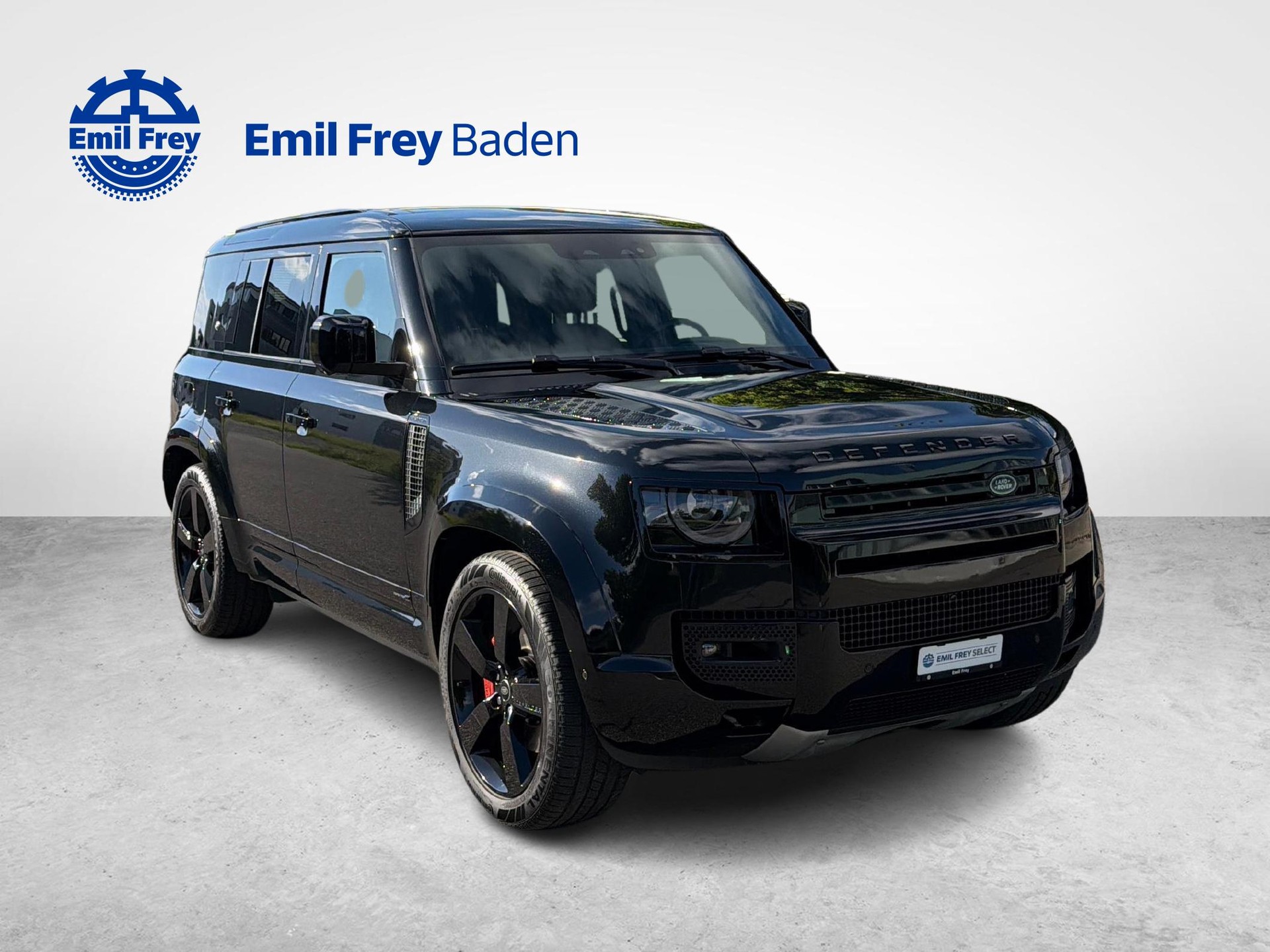 LAND ROVER Defender 110 3.0 I6 X mit Standheizung und Anhängerkupplung-image-6