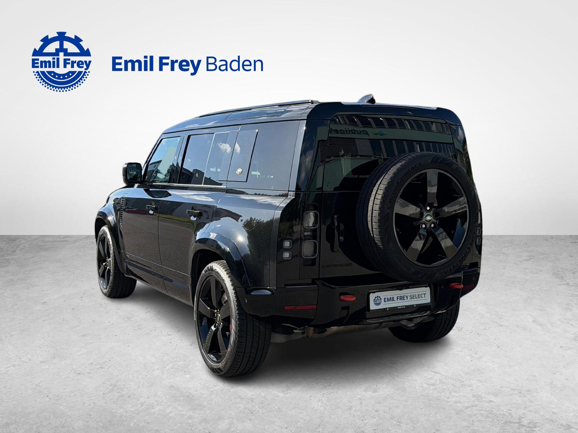 LAND ROVER Defender 110 3.0 I6 X mit Standheizung und Anhängerkupplung-image-2