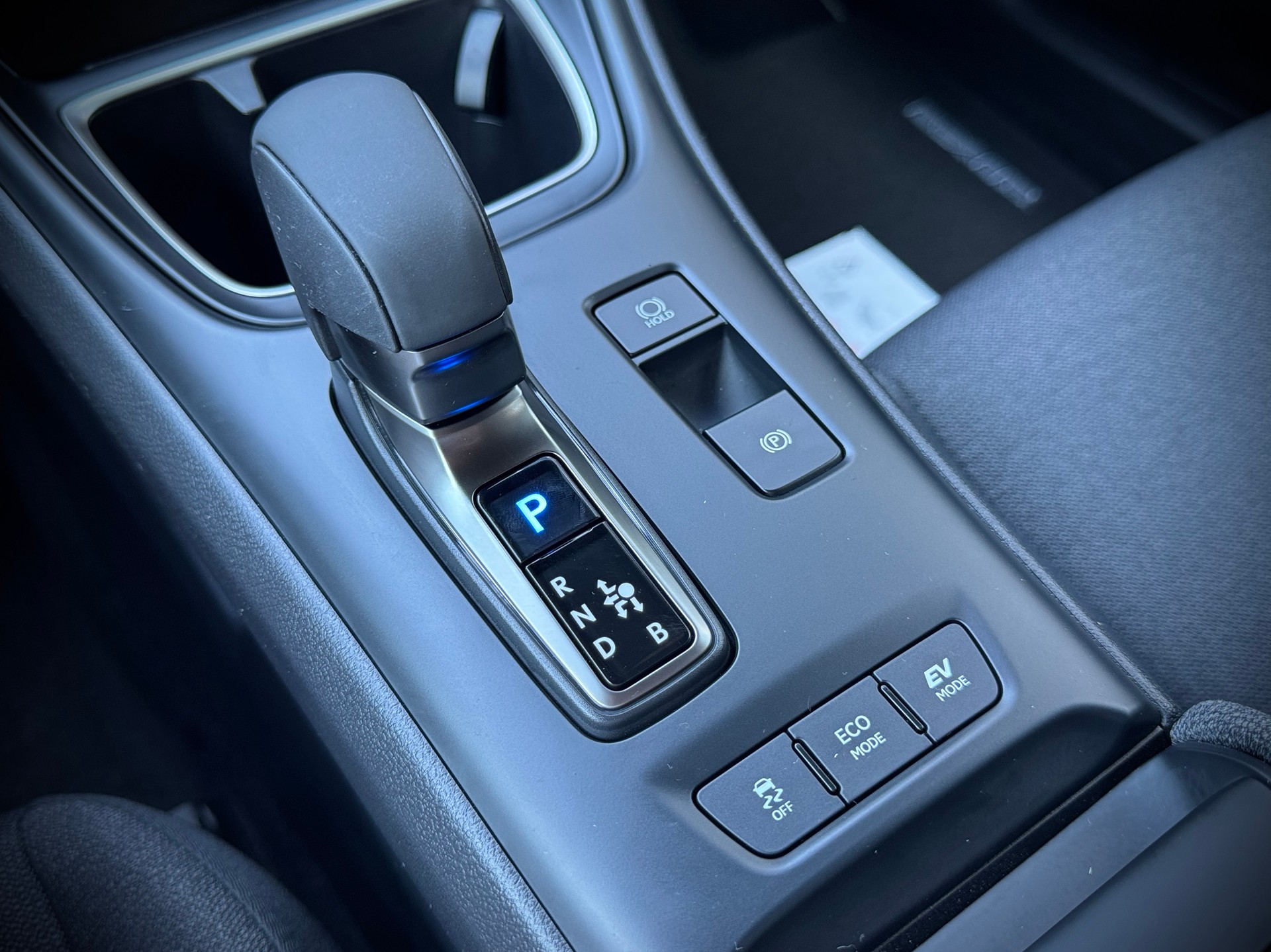 LEXUS LBX FWD Impression CVT-image-18