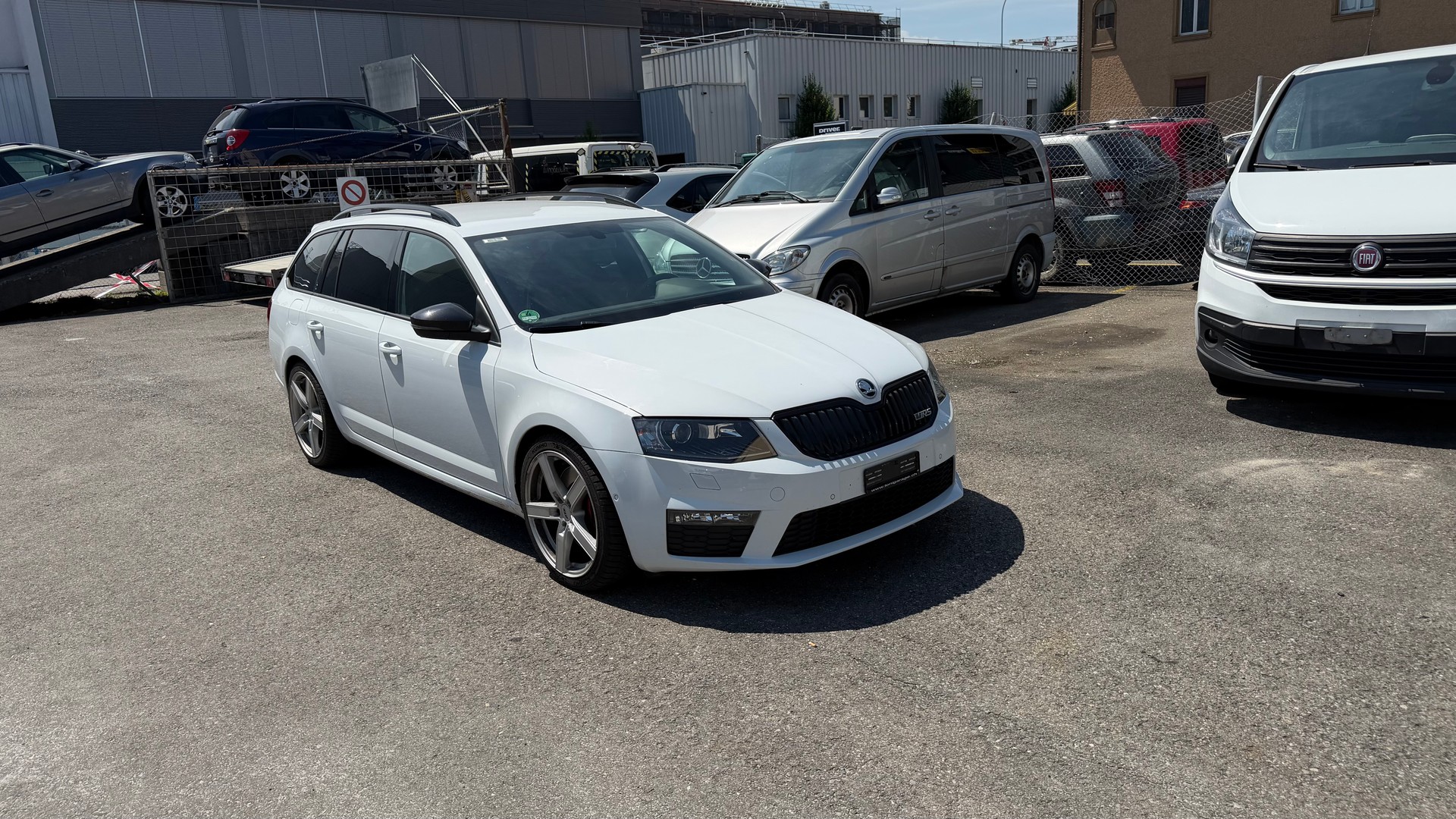 SKODA Octavia Combi 2.0 TSI RS DSG-image-1