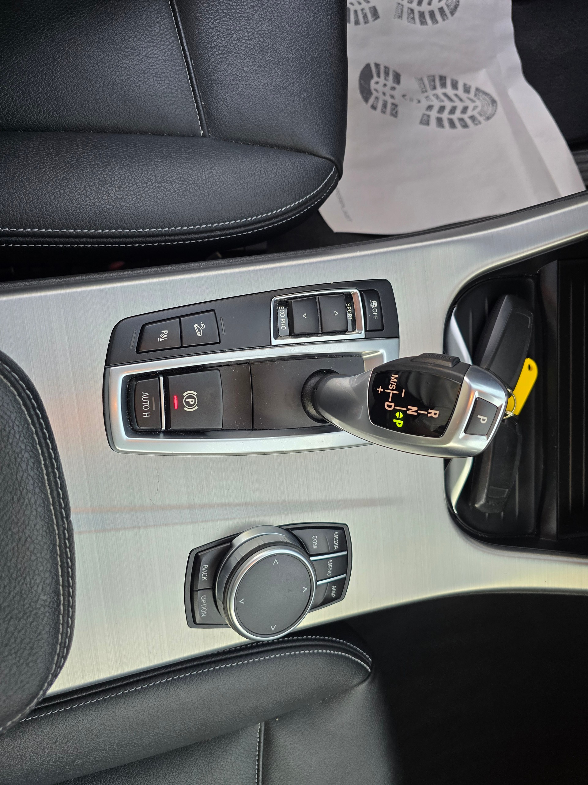 BMW X4 xDrive 20d xLine Steptronic-image-16
