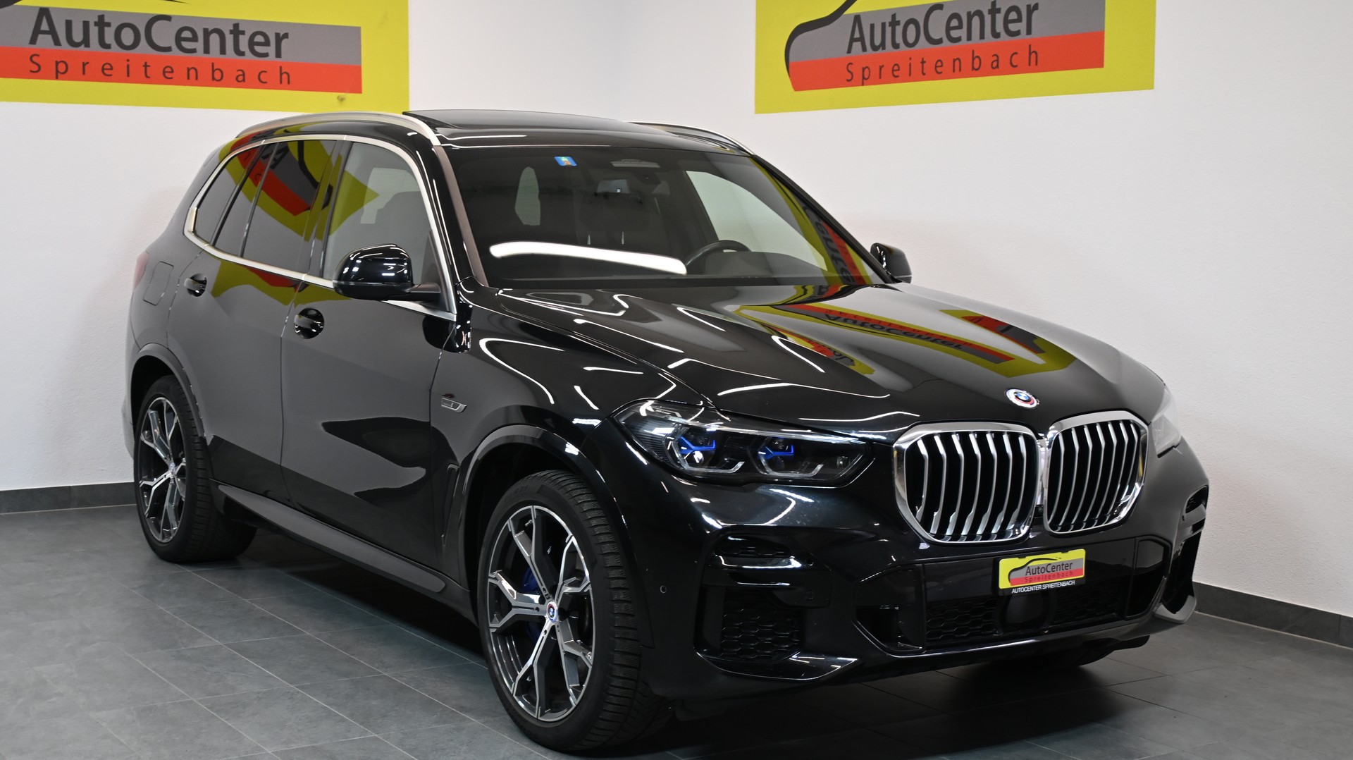 BMW X5 xDrive45e M Sport Steptronic-image-0