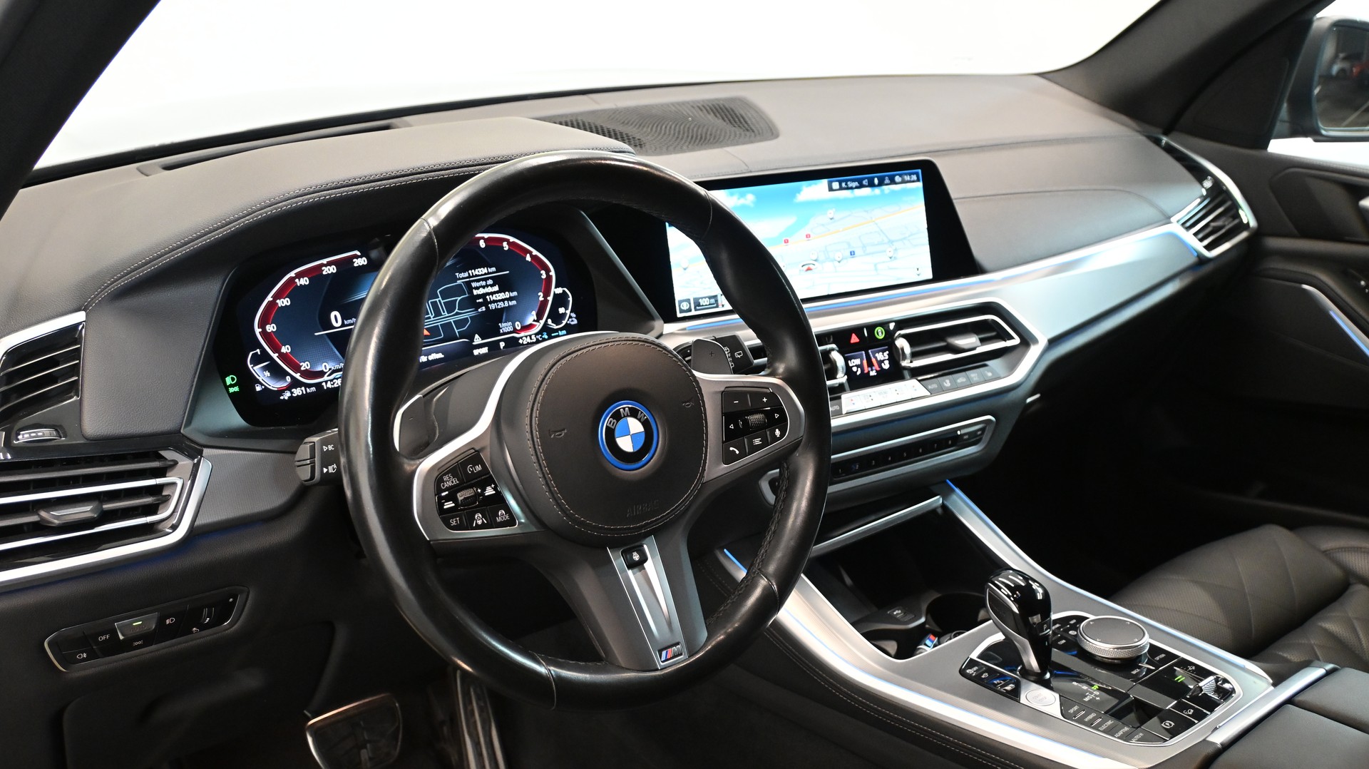 BMW X5 xDrive45e M Sport Steptronic-image-2
