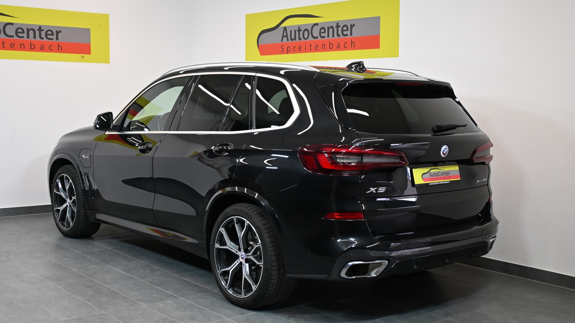 BMW X5 xDrive45e M Sport Steptronic-image-12
