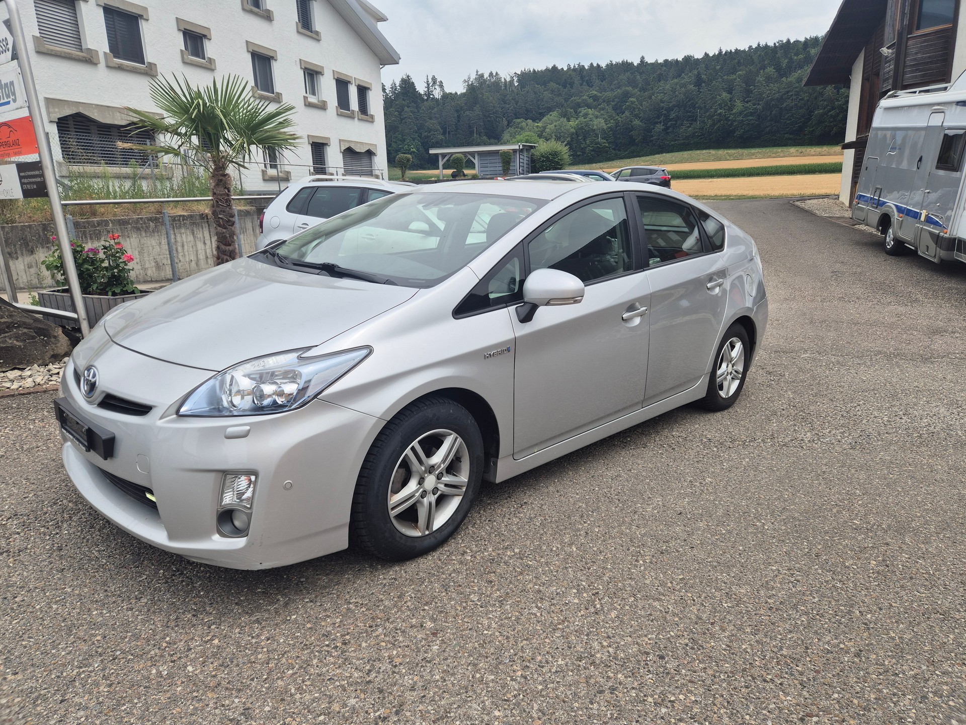 TOYOTA Prius 1.8 16V HSD Luna-image-17