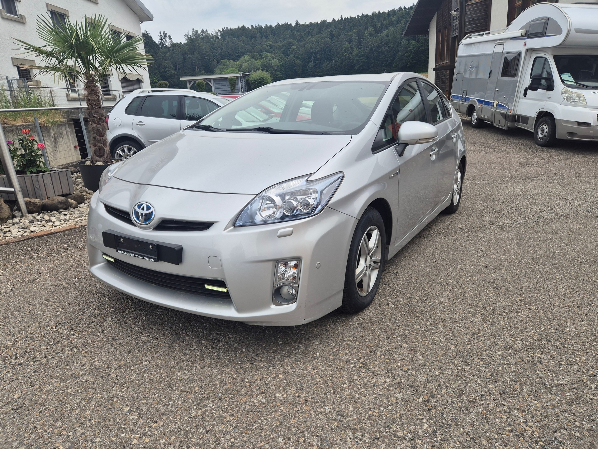 TOYOTA Prius 1.8 16V HSD Luna-image-8