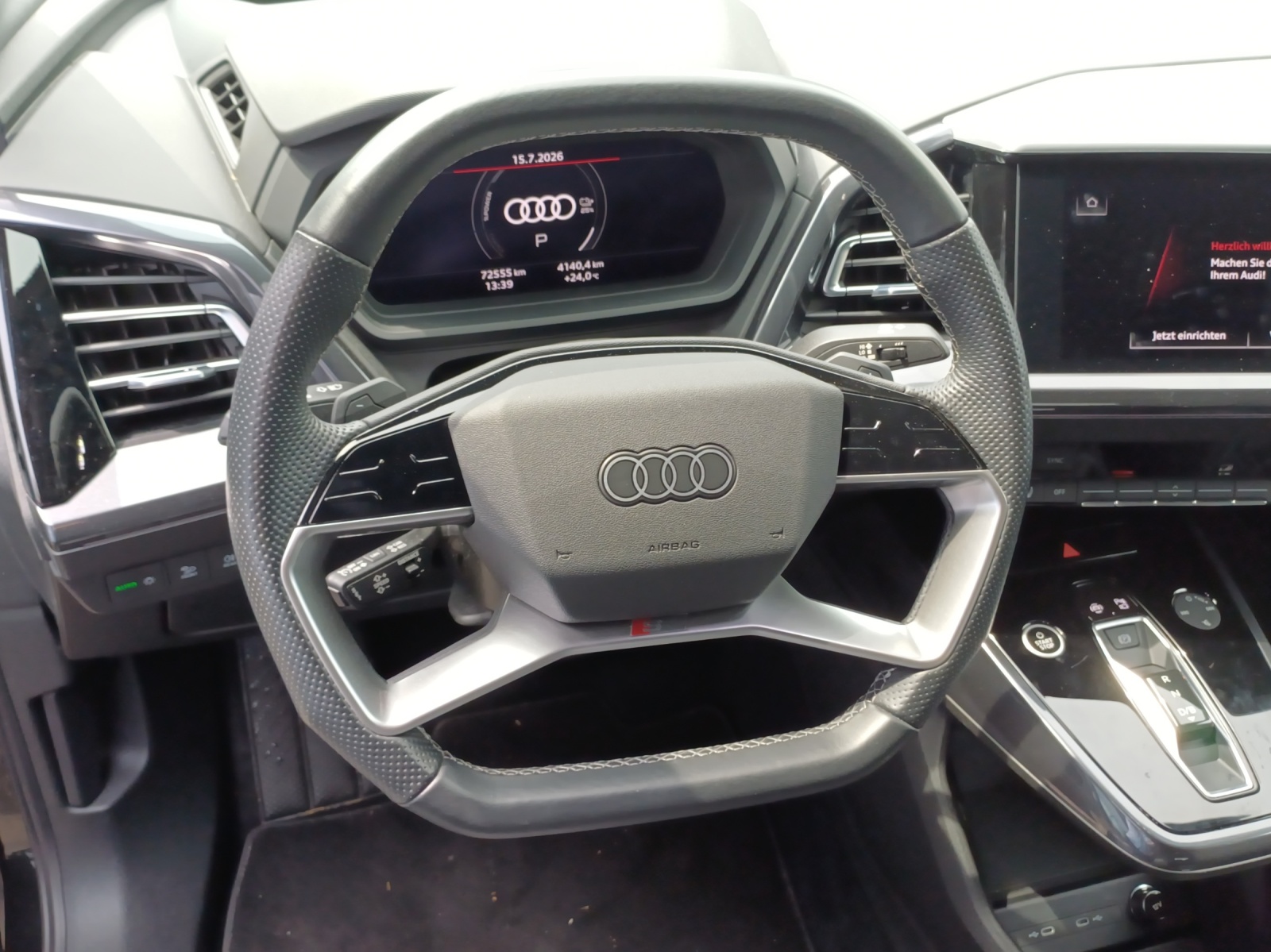 AUDI Q4 Sportback e-tron 50 quattro-image-10