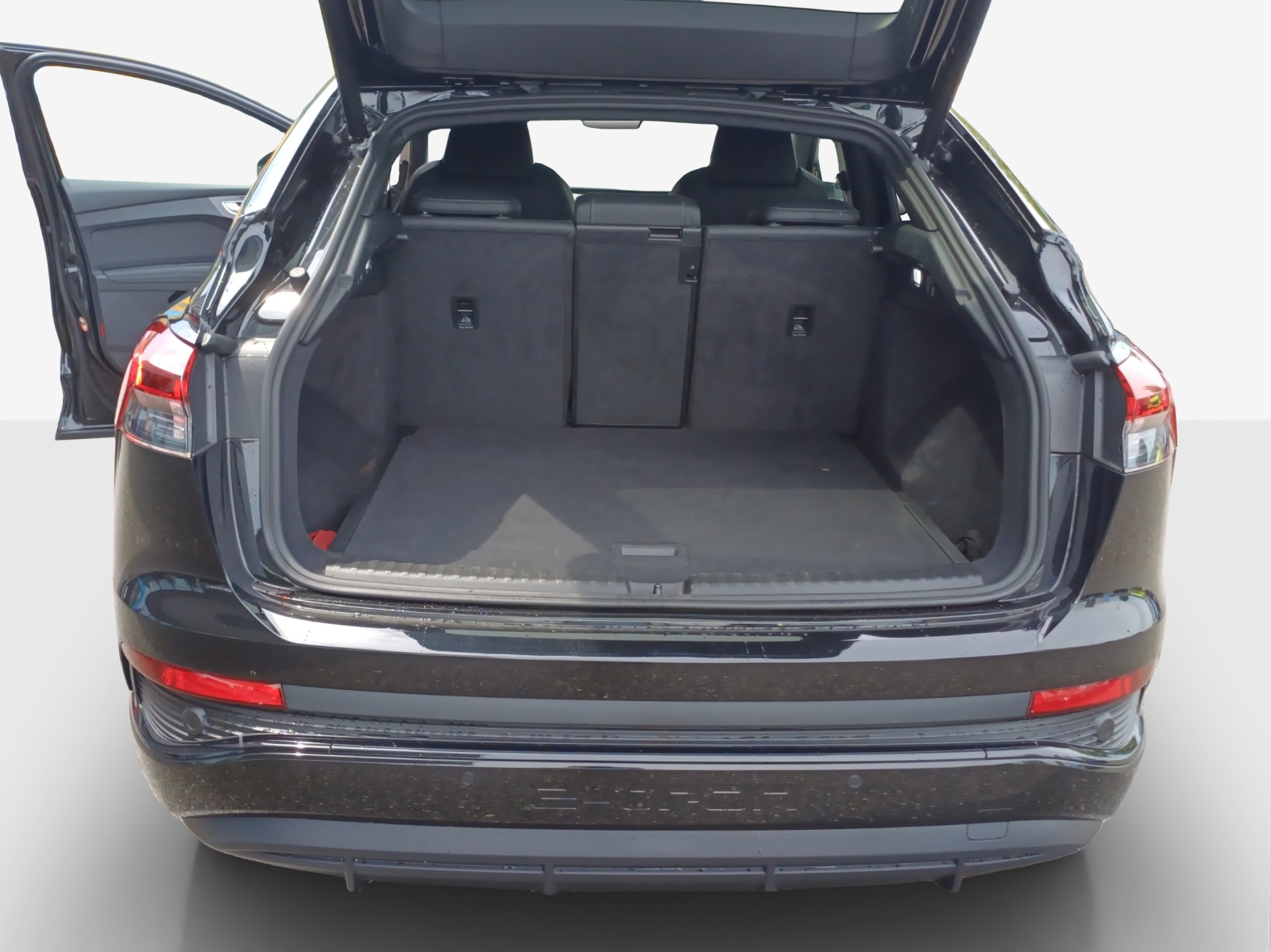 AUDI Q4 Sportback e-tron 50 quattro-image-13