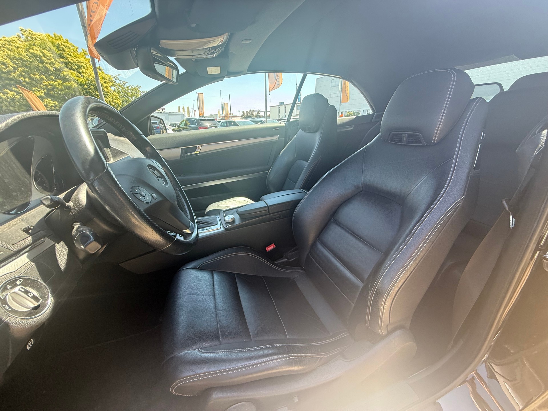 MERCEDES-BENZ E 350 CGI BlueEfficiency 7G-Tronic-image-6