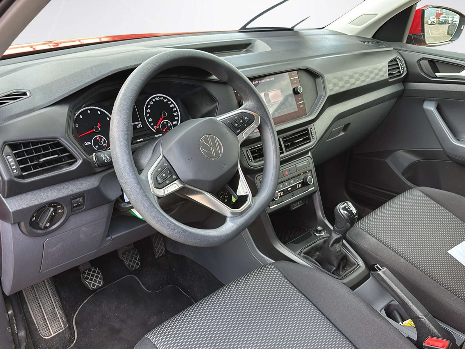 VW T-Cross 1.0 TSI-image-3