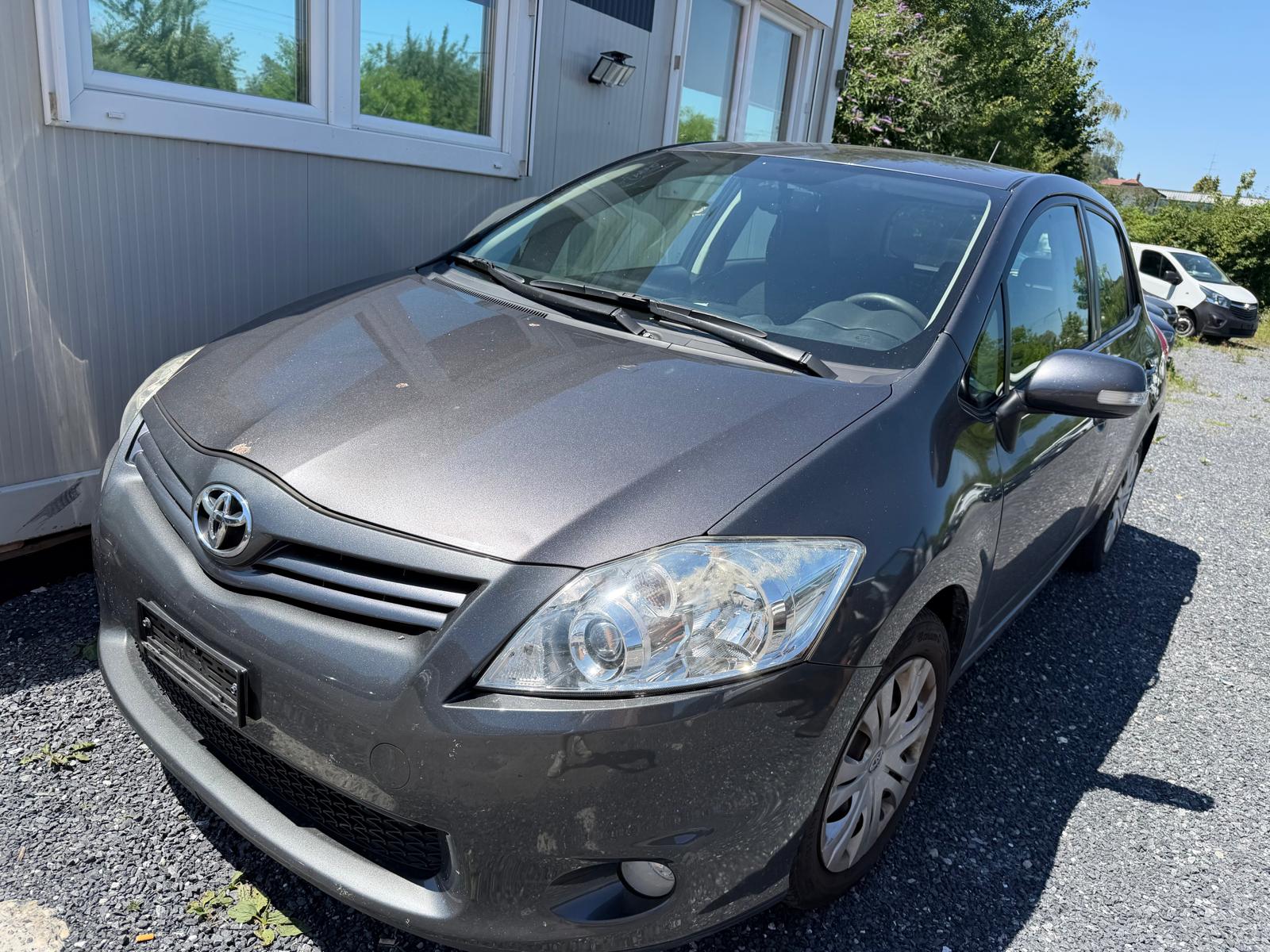 TOYOTA Auris 1.6 easy